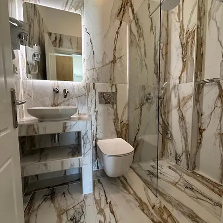 Margarita Karidi 3* Apollonia